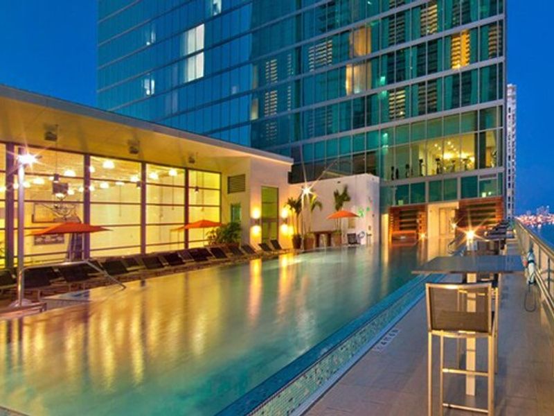 Hotel Beaux Arts photo