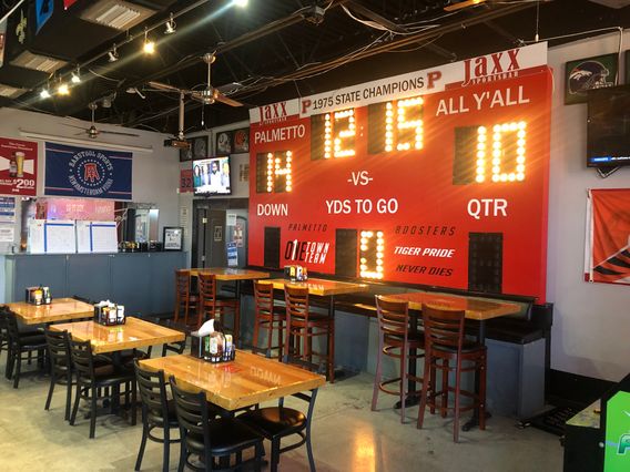 Jaxx Sportsbar and Grill photo