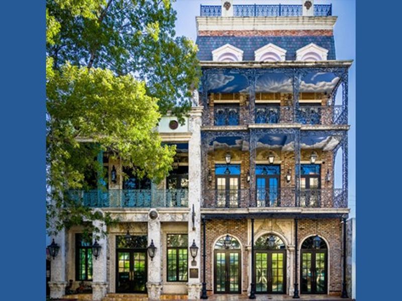 The Cruz Building photo