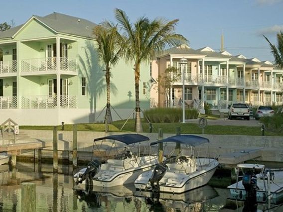 Islander Bayside Townhomes photo