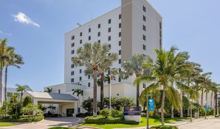 Atlantic Suites on the Ave