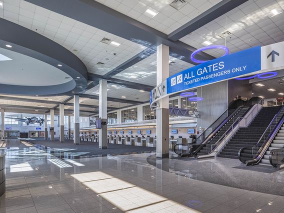 Orlando Sanford International Airport photo