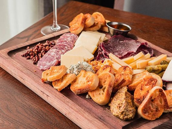 Oak Steakhouse photo