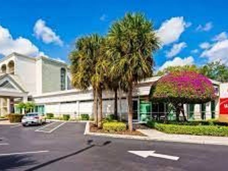 Best Western Plus Windsor Inn photo
