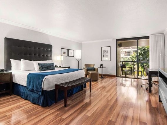 Miami Lakes Hotel on Main photo