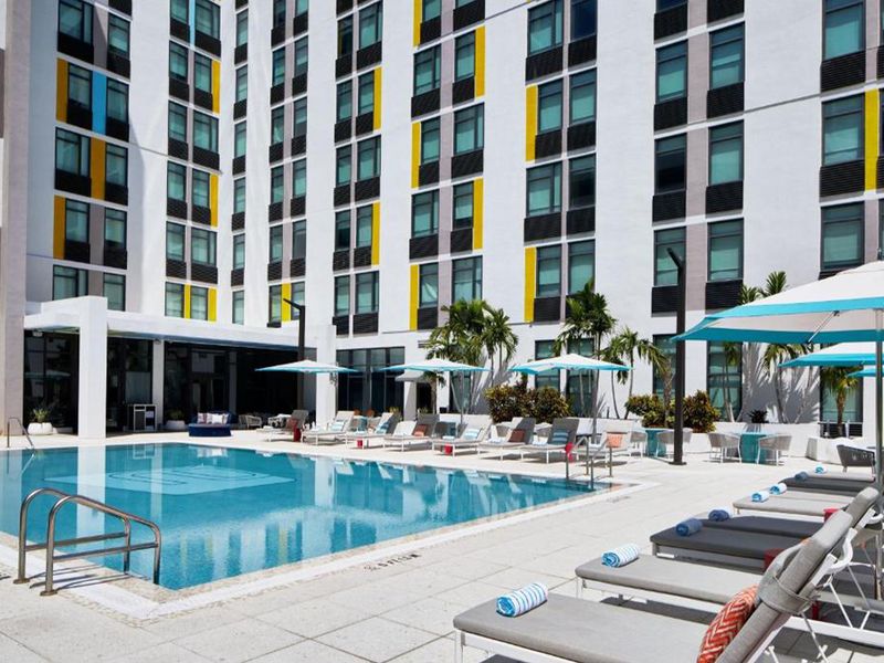 Aloft Hotel Aventura photo