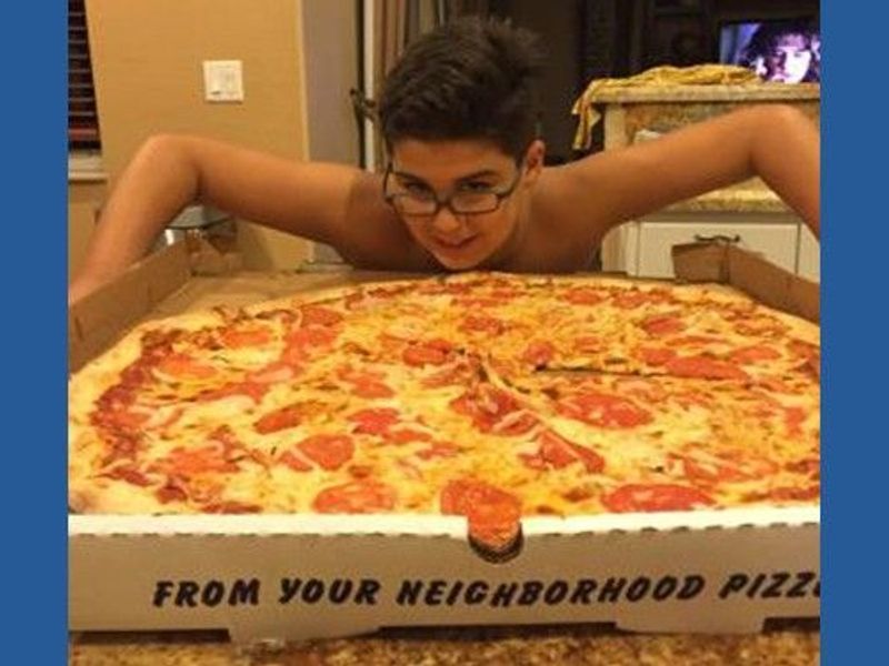 Pizza Scene photo
