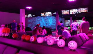 Strike 10 Bowling