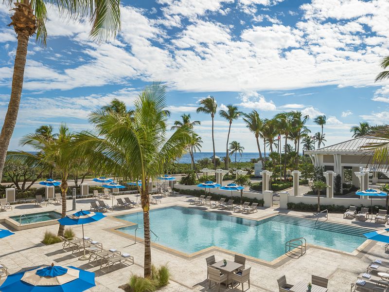 Opal Grand Oceanfront Resort & Spa photo