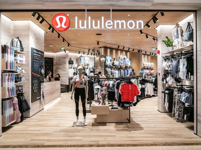 Lululemon photo