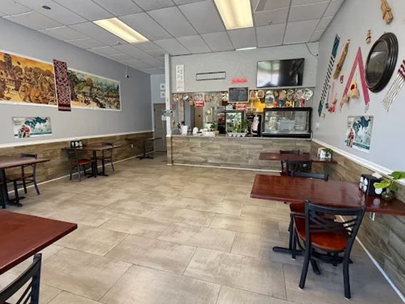 Dali’s Lao Thai Café photo