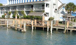 Dockside Marina & Resort