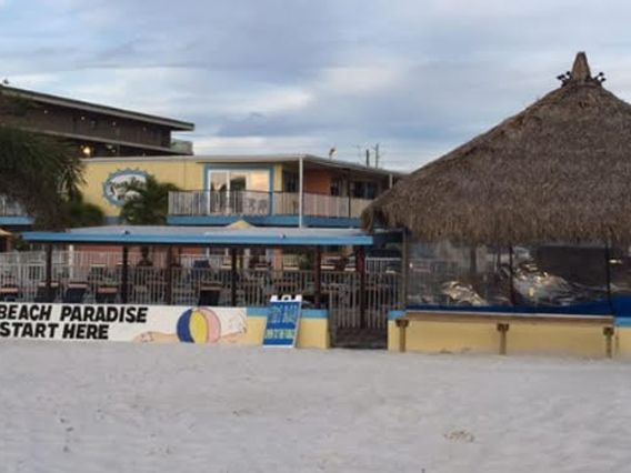 Chris' Beachside Bar & Grill photo