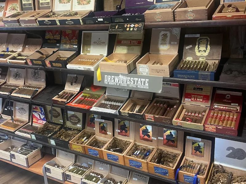 Francos Cigars photo