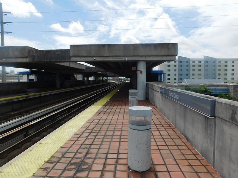 Metrorail Santa Clara Station photo