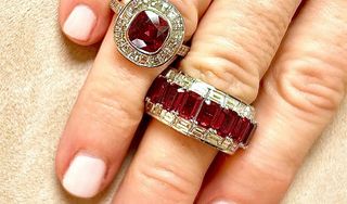 Elizabeth Bruns Jewelers
