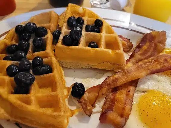 Colonial Room Restaurant photo