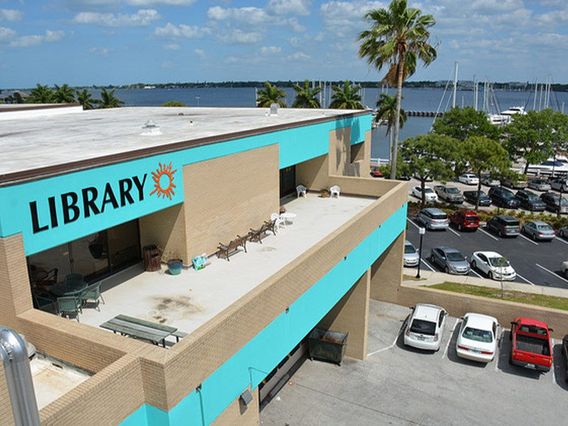 Manatee County Central Library photo