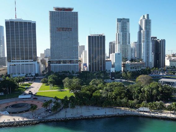 Bayfront Park photo