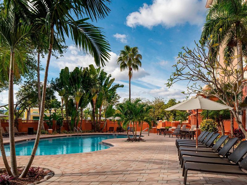 Sheraton Suites Fort Lauderdale at Cypress Creek photo